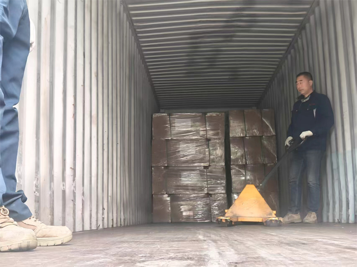 transporte de um contêiner completo com 300 assentos marítimos pronto para envio para a Coreia